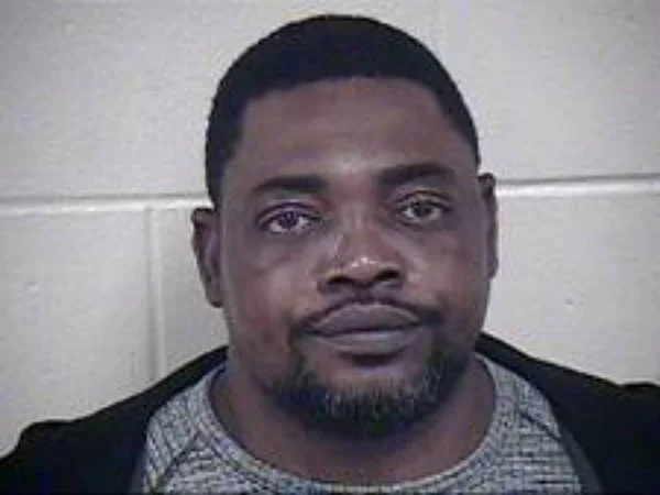Booking photograph of Ogolor Ronayerin Ogolor.